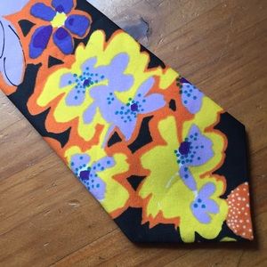 Vintage Floral Necktie